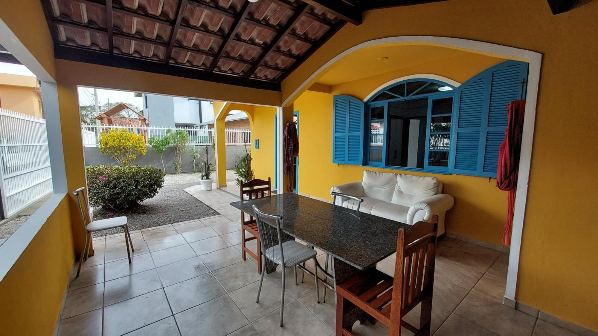 Casa 300M Da Praia Com Lindo Jardim! Флорианополис Экстерьер фото